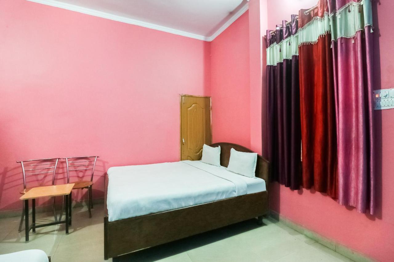 Spot On 61434 Sabri Barkat Hotel Roorkee Zewnętrze zdjęcie